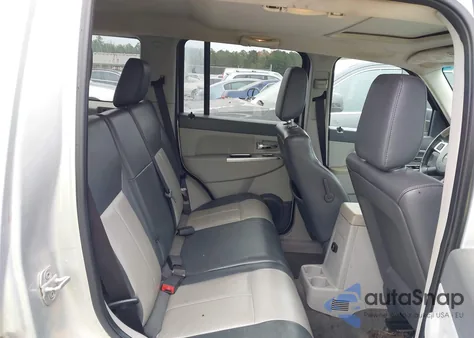 2008 Jeep Liberty Limited Edition z USA, uszkodzony, nr VIN 1J8GP58K88W146340